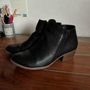 American Eagle Black Ankle Boots